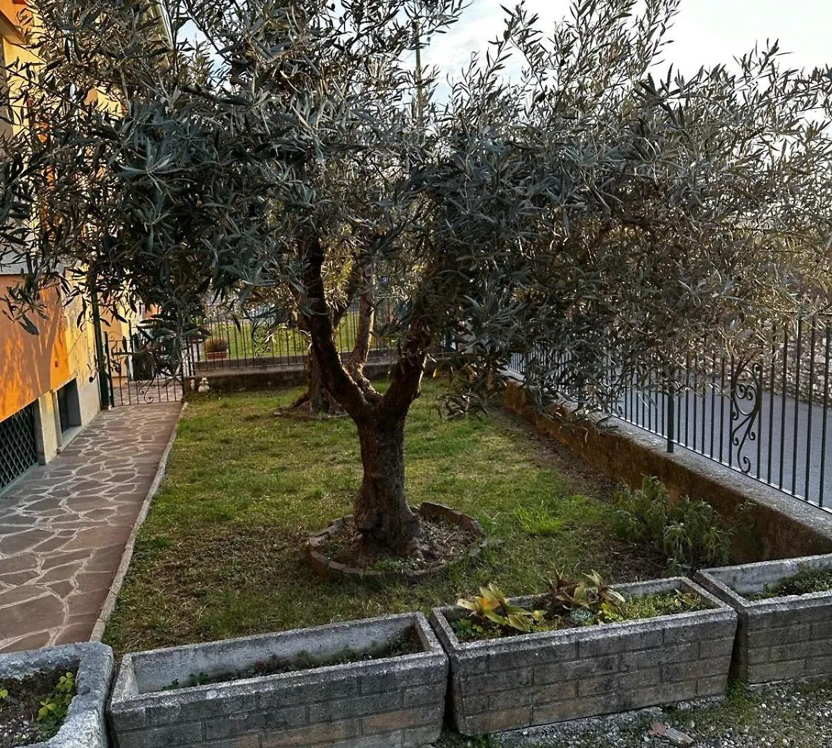 דירות טוסקולנו מדרנו Casa Gabriel